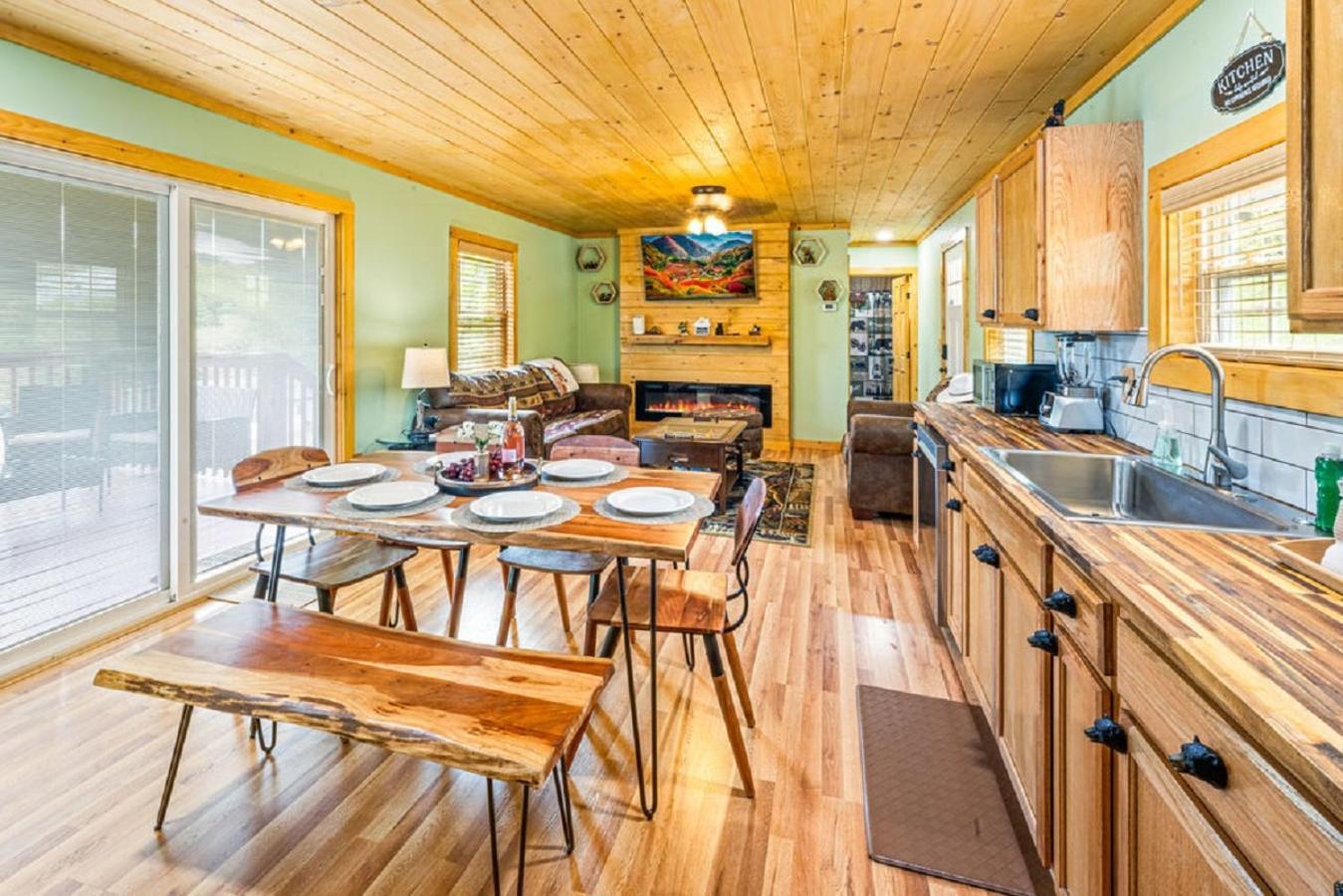 Brand New Tiny Cabin! A Bearly Adventure Sevierville Exterior foto