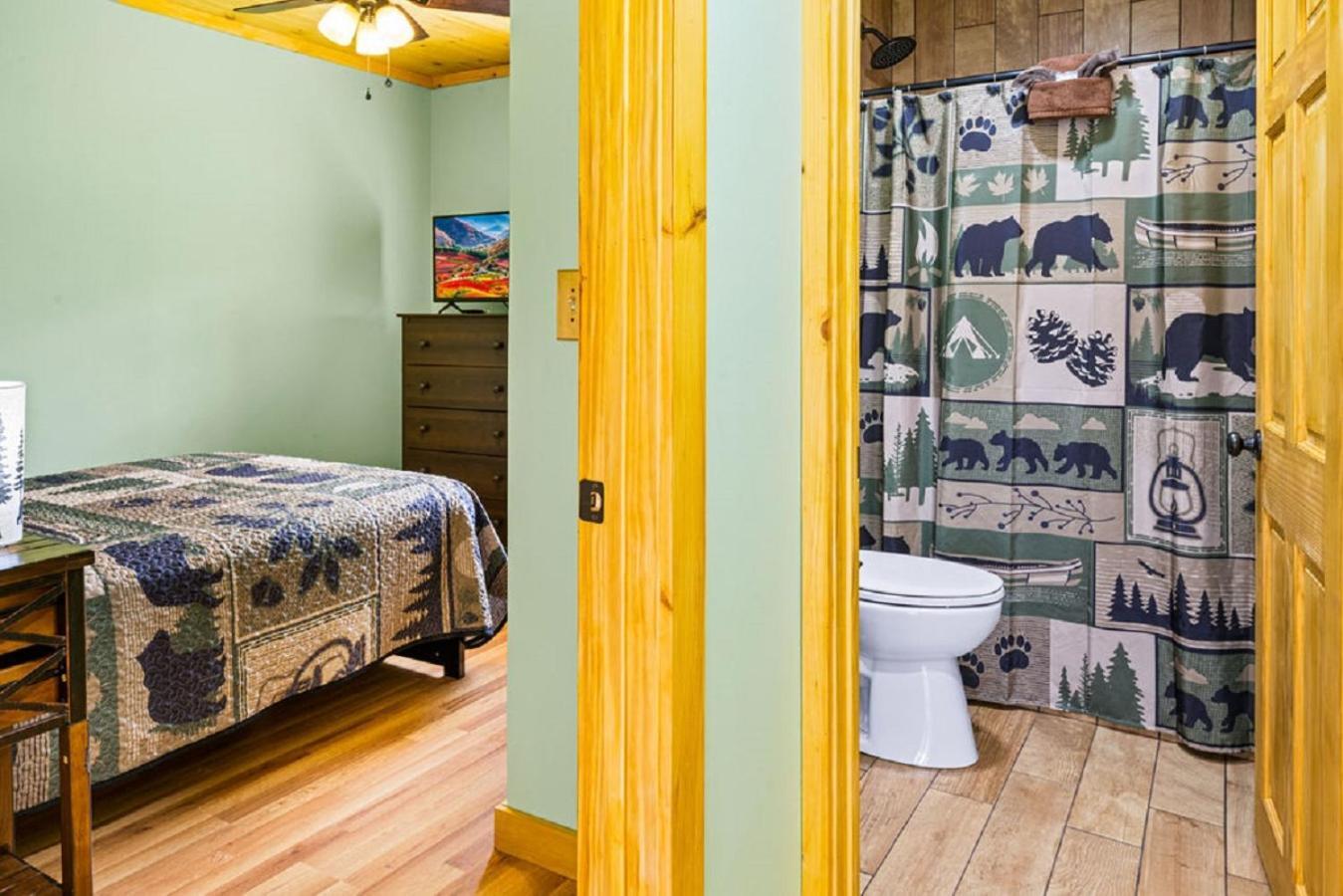 Brand New Tiny Cabin! A Bearly Adventure Sevierville Exterior foto